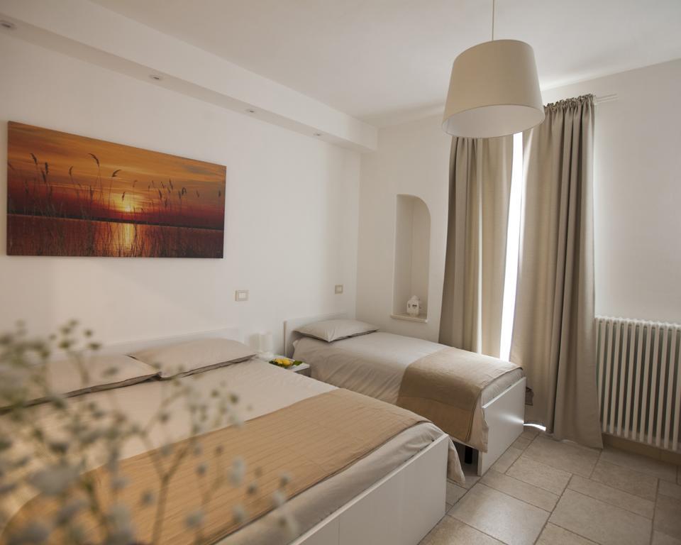 Dimora Nonna Rosa Bed & Breakfast Conversano Exterior photo